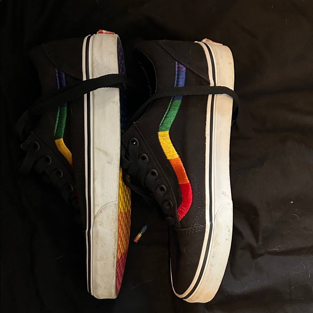 Vans vintage rainbow sneakers. - Picture 6 of 10